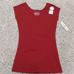 DE Collection Red Cap-Sleeve Essential Tee Size Small